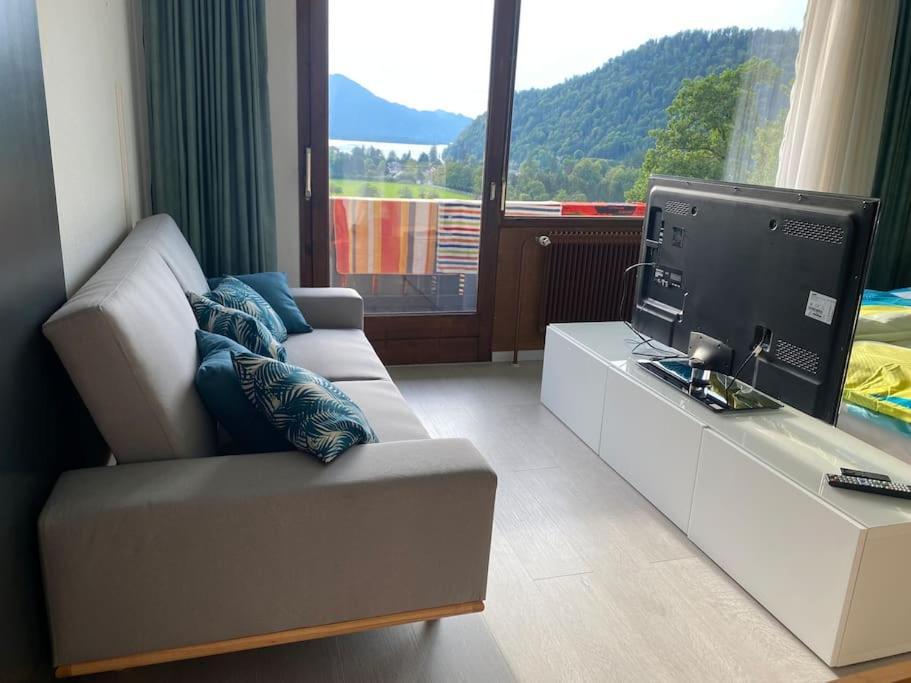 Schoene Ferienwohnung Mit Wolfgangseeblick Щробл Екстериор снимка